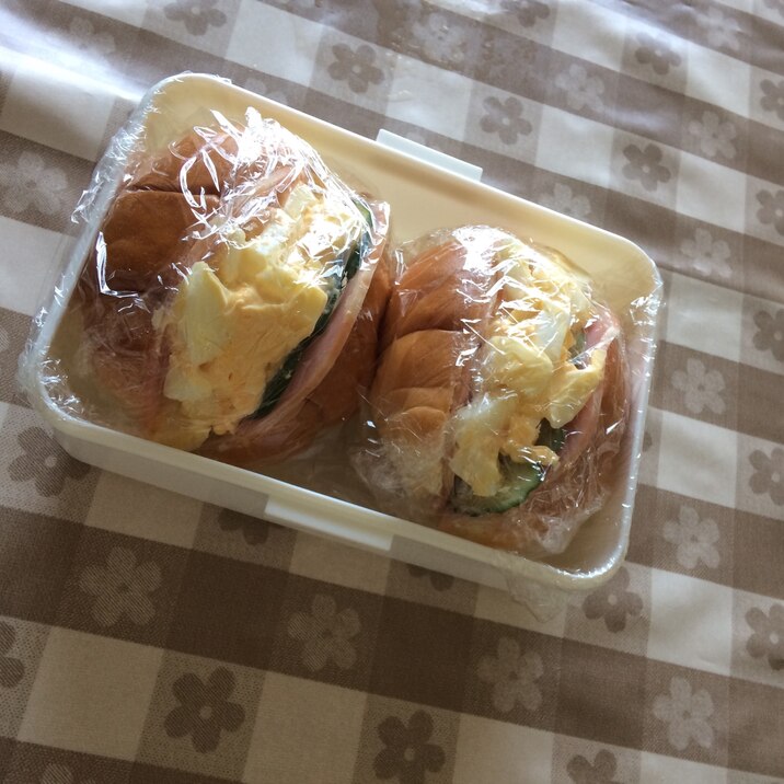 玉子ドッグのお弁当